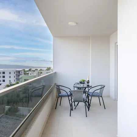 Adria Apartment Makarska